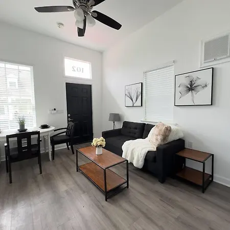 Charming 2Br! Close To Fq & Bourbon St.